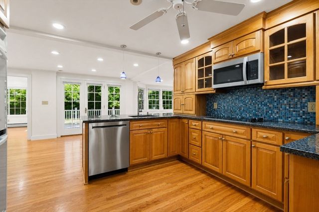 82 Allen Avenue SF, Newton, MA 02468