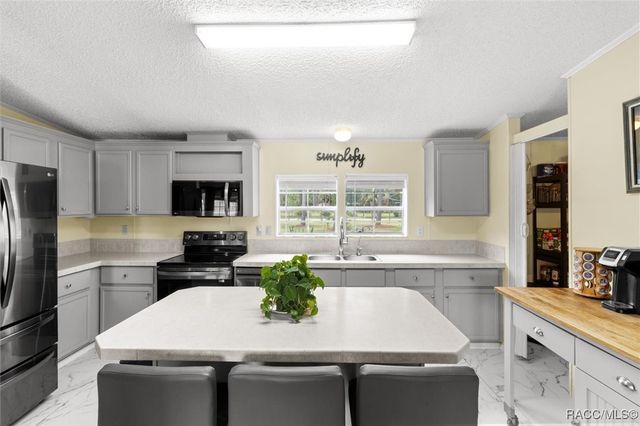 2430 S Wakulla Point, Homosassa, FL 34448