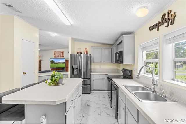 2430 S Wakulla Point, Homosassa, FL 34448