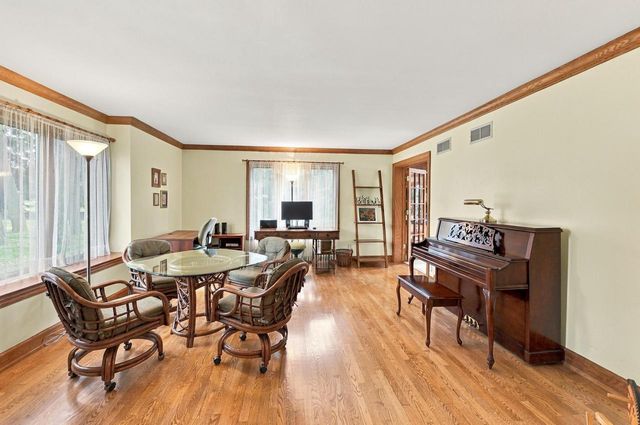 N26W30851 Golf Hills DRIVE, Pewaukee, WI 53072