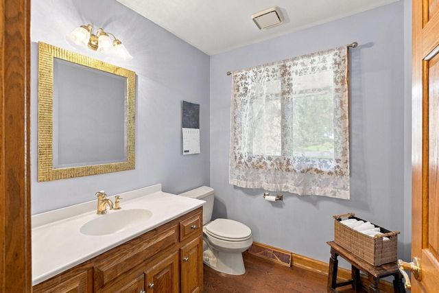 N26W30851 Golf Hills DRIVE, Pewaukee, WI 53072