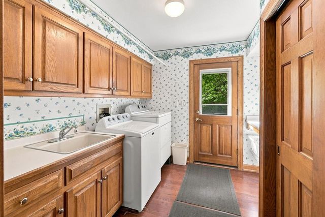 N26W30851 Golf Hills DRIVE, Pewaukee, WI 53072