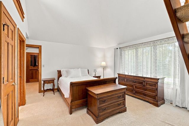 N26W30851 Golf Hills DRIVE, Pewaukee, WI 53072