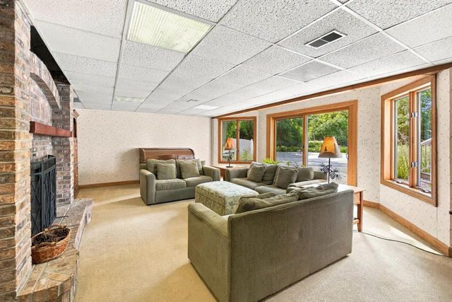 N26W30851 Golf Hills DRIVE, Pewaukee, WI 53072