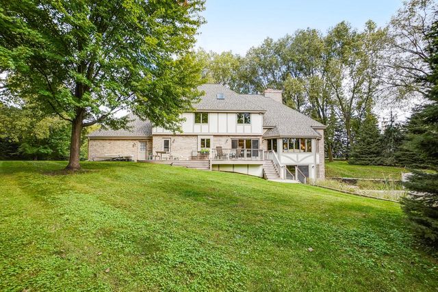 N26W30851 Golf Hills DRIVE, Pewaukee, WI 53072