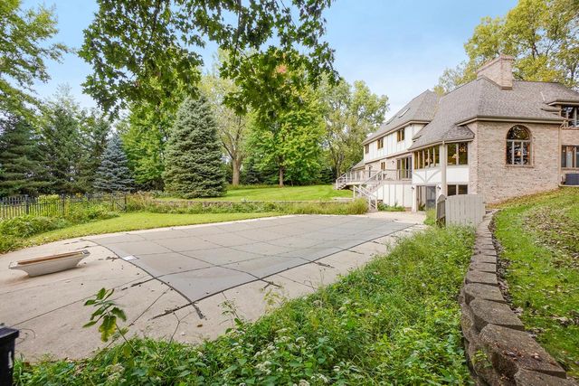 N26W30851 Golf Hills DRIVE, Pewaukee, WI 53072