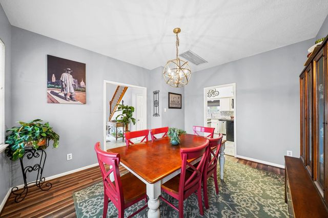 1501 Piney Woods Drive, Friendswood, TX 77546