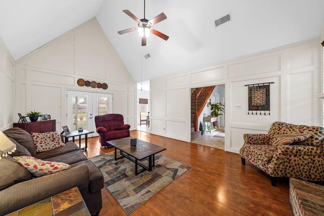 1501 Piney Woods Drive, Friendswood, TX 77546