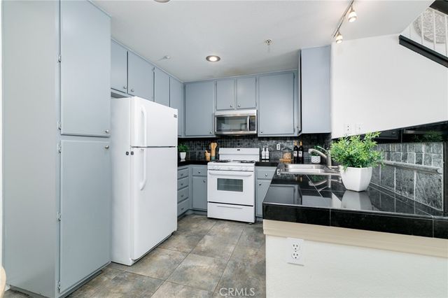 13133 Le Parc 706, Chino Hills, CA 91709