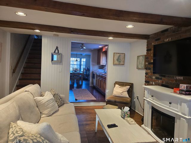 892 Reef Road, Fairfield, CT 06824