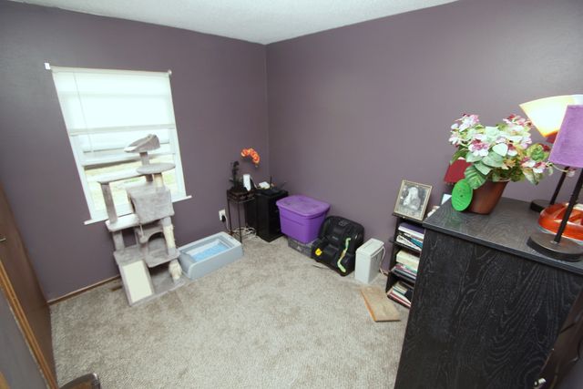 2704 WOOD DALE Avenue, Davenport, IA 52804