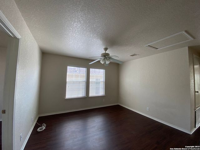 2130 Bedford Stage, San Antonio, TX 78213