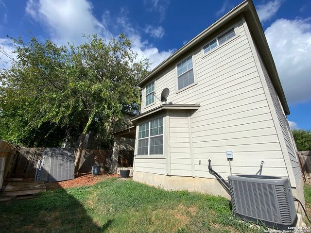 2130 Bedford Stage, San Antonio, TX 78213