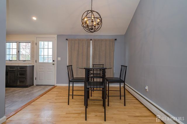 67 Albert Drive, Sayreville, NJ 08859