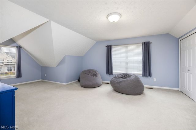 1286 Freeport Drive, Medina, OH 44256