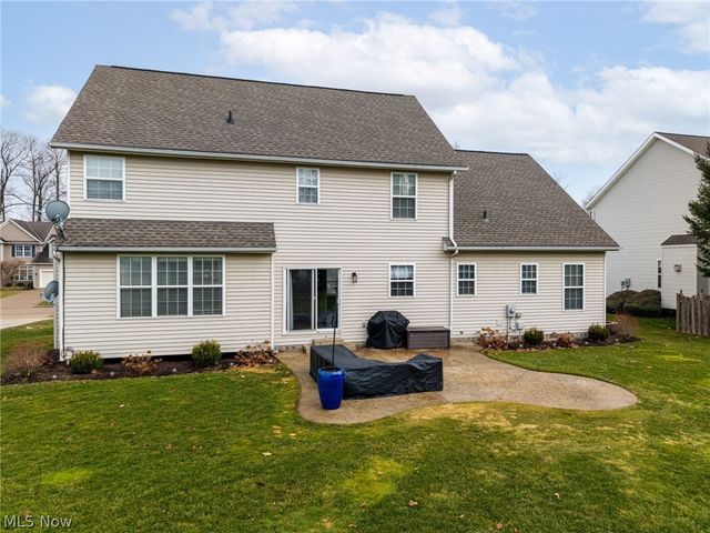 1286 Freeport Drive, Medina, OH 44256