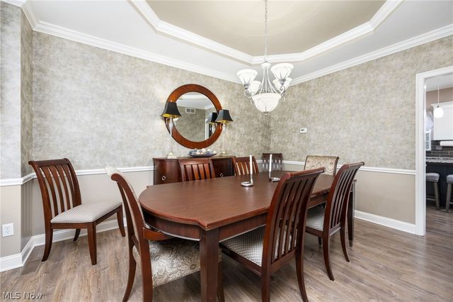 1286 Freeport Drive, Medina, OH 44256