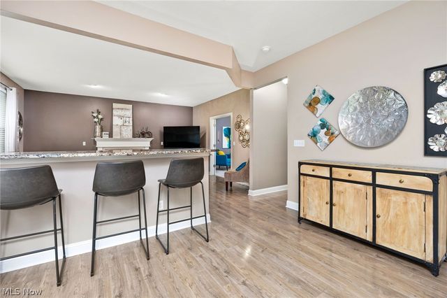 1286 Freeport Drive, Medina, OH 44256