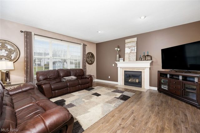 1286 Freeport Drive, Medina, OH 44256