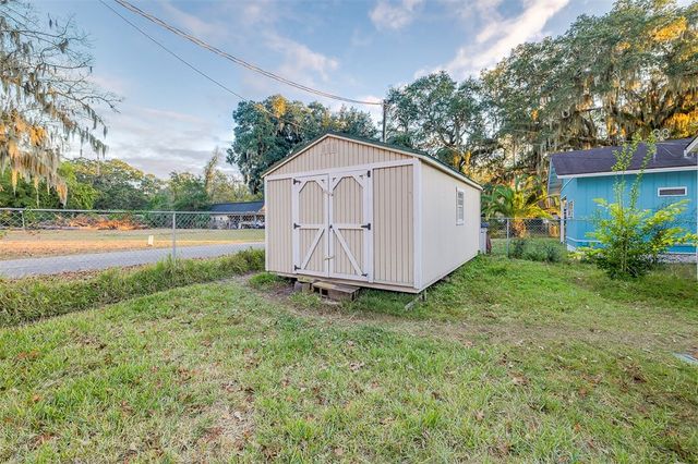 1222 River Drive NE, Townsend, GA 31331