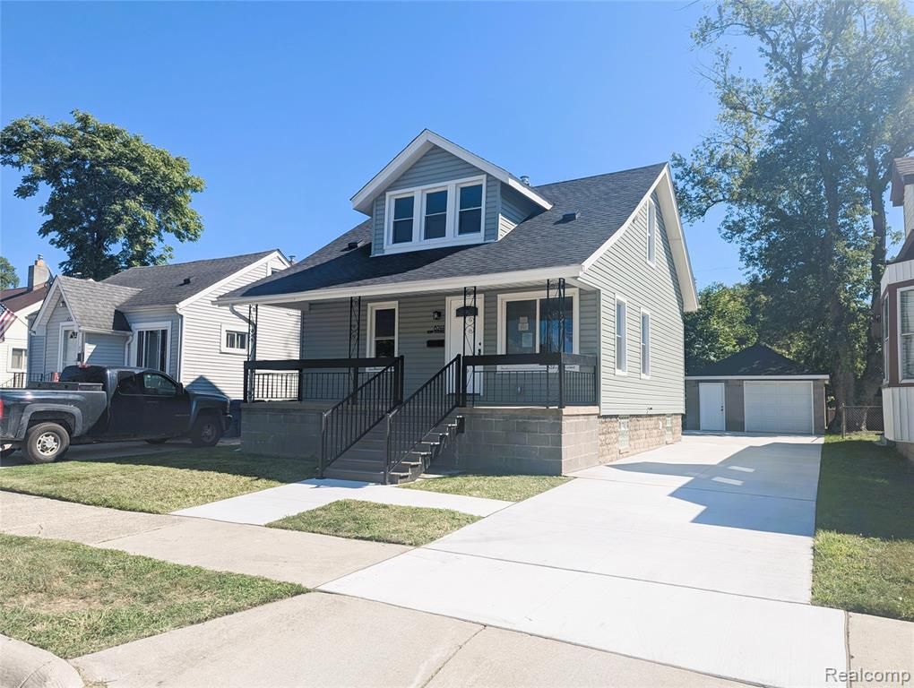 8244 Hupp Avenue, Warren, MI 48089