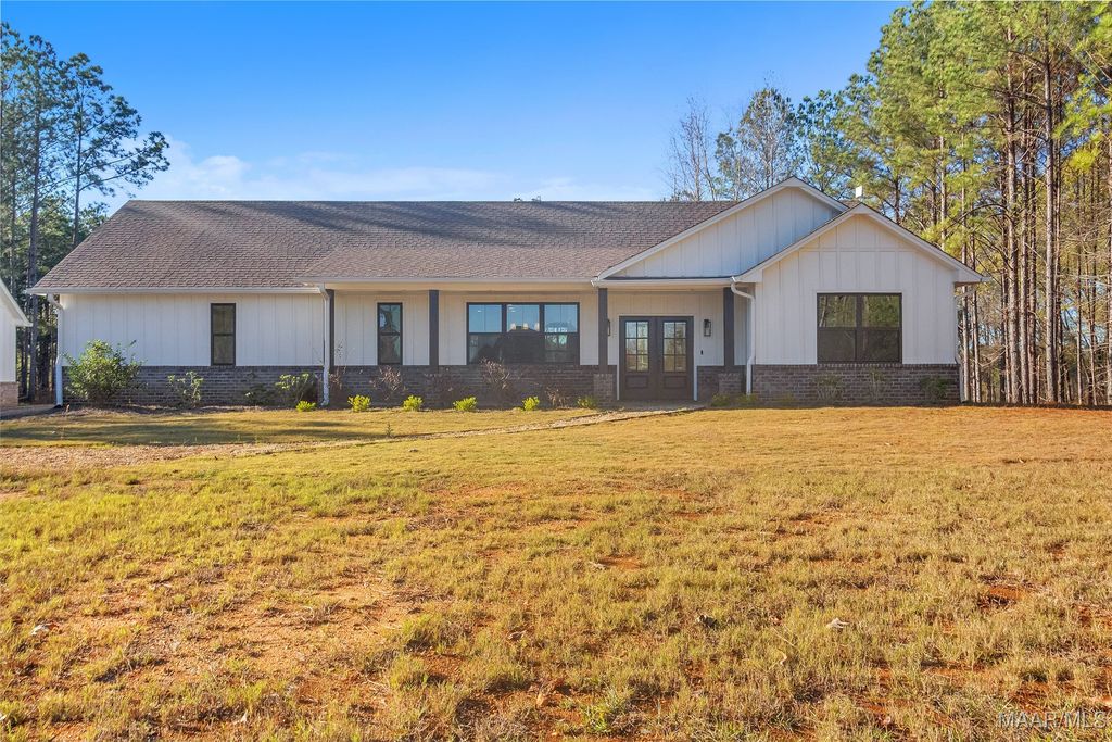 1020 Chesson Hill Drive, Fitzpatrick, AL 36029
