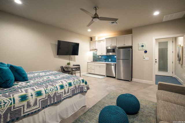 1540 Connettere, New Braunfels, TX 78132