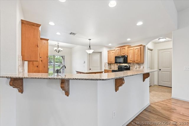 11015 S Lawrence Street, Jenks, OK 74037