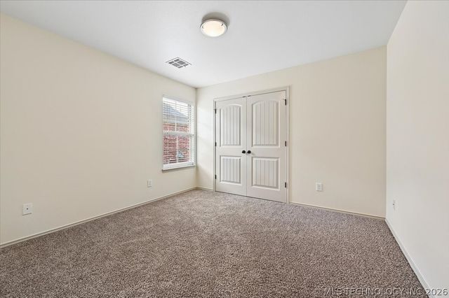 11015 S Lawrence Street, Jenks, OK 74037
