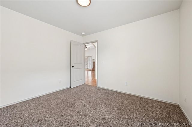 11015 S Lawrence Street, Jenks, OK 74037