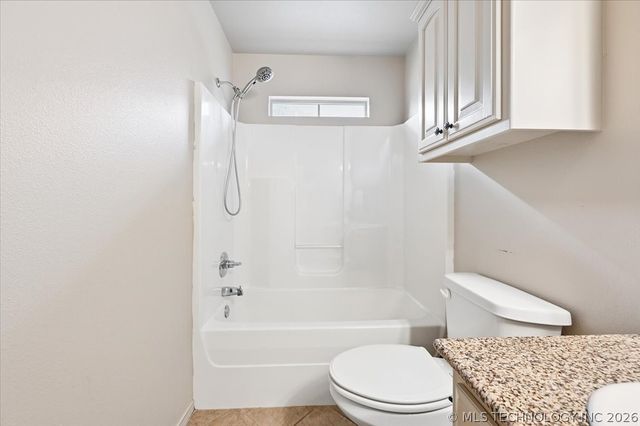 11015 S Lawrence Street, Jenks, OK 74037