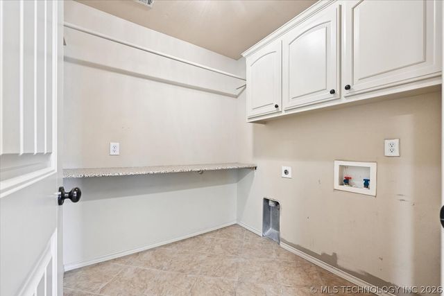 11015 S Lawrence Street, Jenks, OK 74037