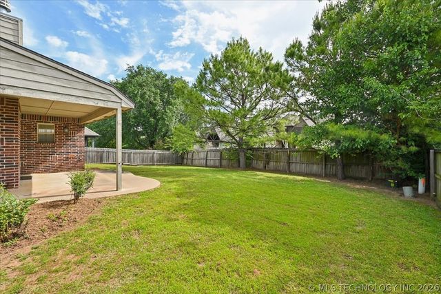 11015 S Lawrence Street, Jenks, OK 74037