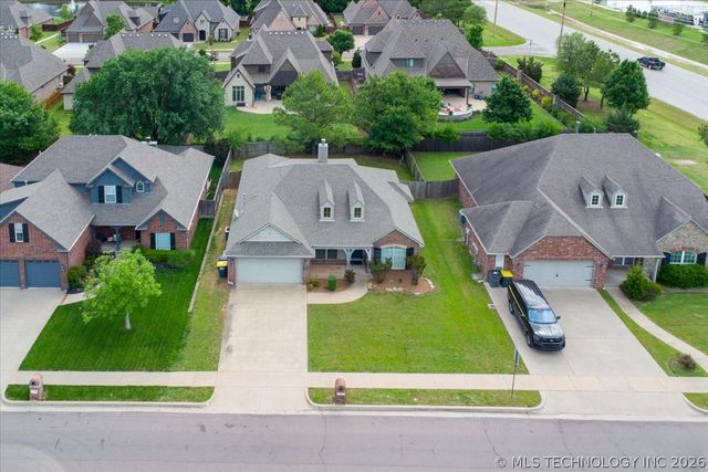11015 S Lawrence Street, Jenks, OK 74037