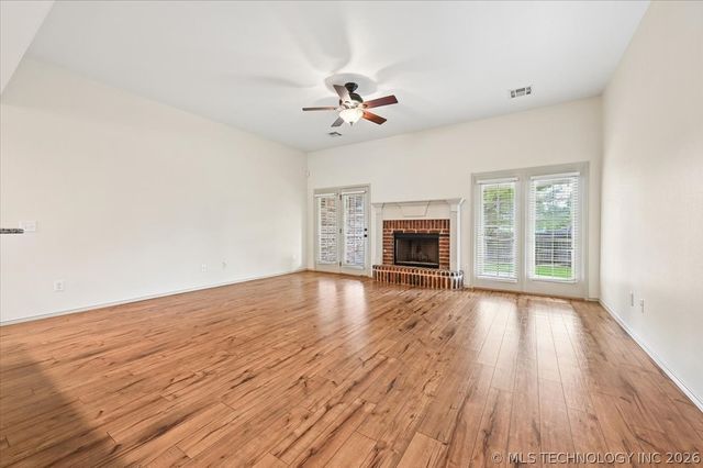 11015 S Lawrence Street, Jenks, OK 74037