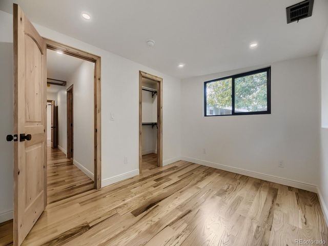 2610 S Vine St, Denver, CO 80210