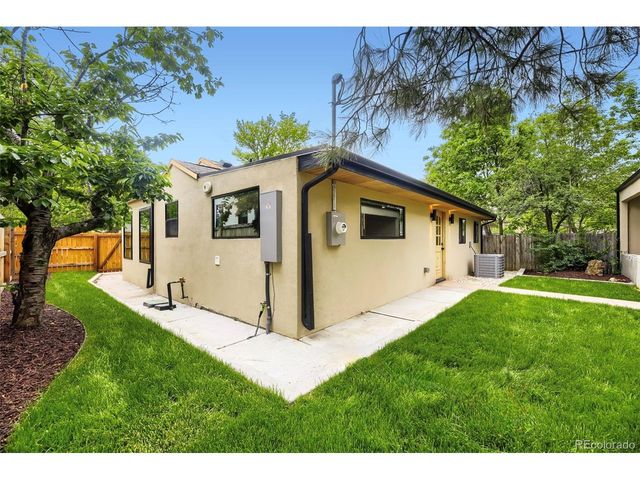 2610 S Vine St, Denver, CO 80210
