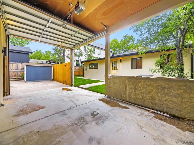 2610 S Vine St, Denver, CO 80210