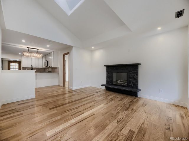 2610 S Vine St, Denver, CO 80210