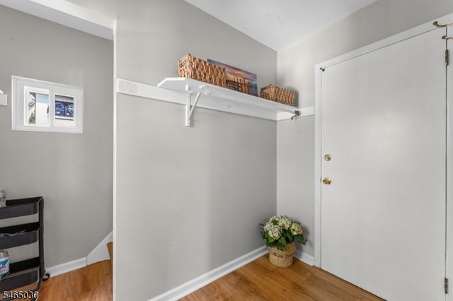 39 Lessing Rd, West Orange Twp., NJ 07052