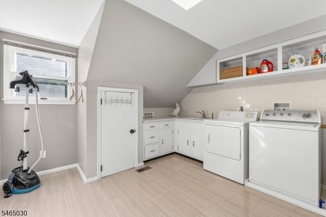 39 Lessing Rd, West Orange Twp., NJ 07052