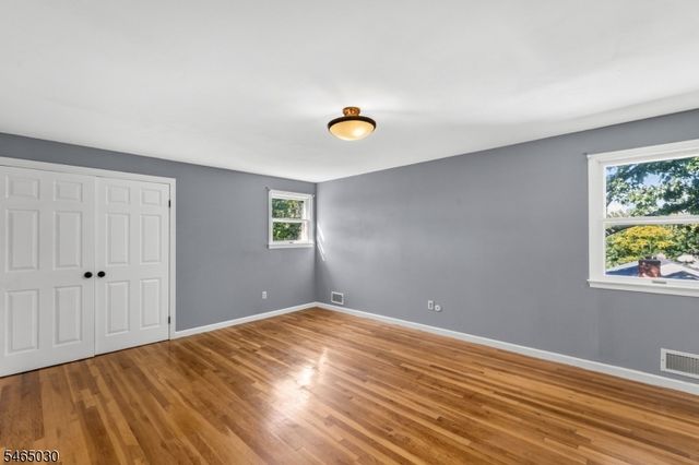 39 Lessing Rd, West Orange Twp., NJ 07052