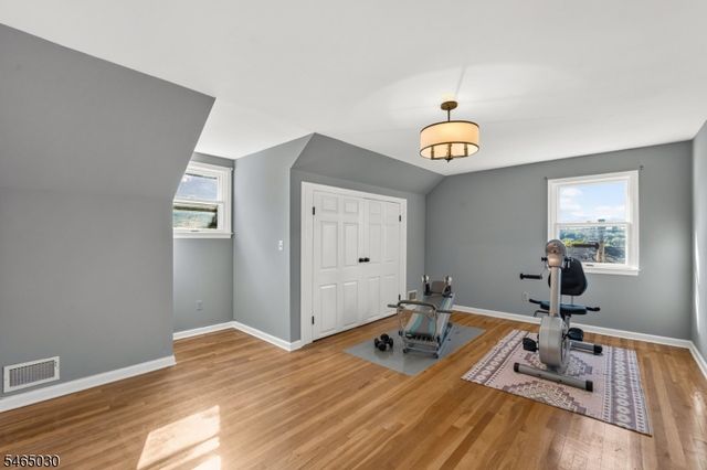 39 Lessing Rd, West Orange Twp., NJ 07052
