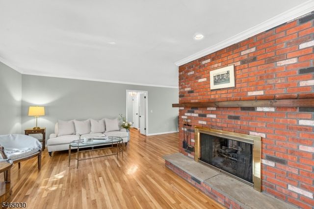 39 Lessing Rd, West Orange Twp., NJ 07052