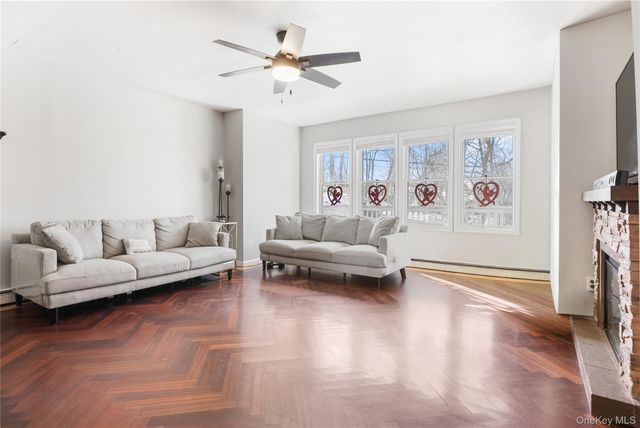 7 Warwick Turnpike, Warwick, NY 10990