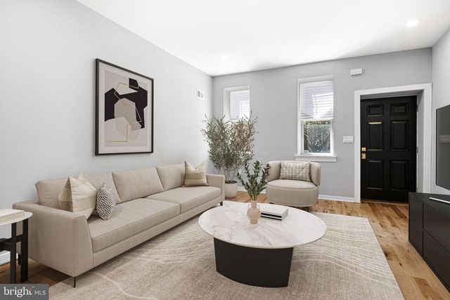 1329 DICKINSON ST, Philadelphia, PA 19147