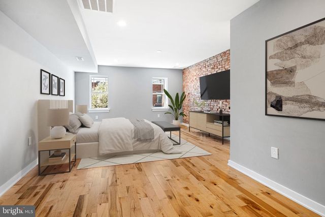 1329 DICKINSON ST, Philadelphia, PA 19147