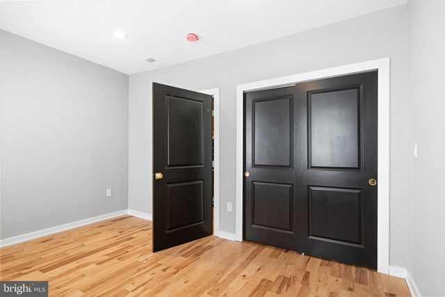 1329 DICKINSON ST, Philadelphia, PA 19147