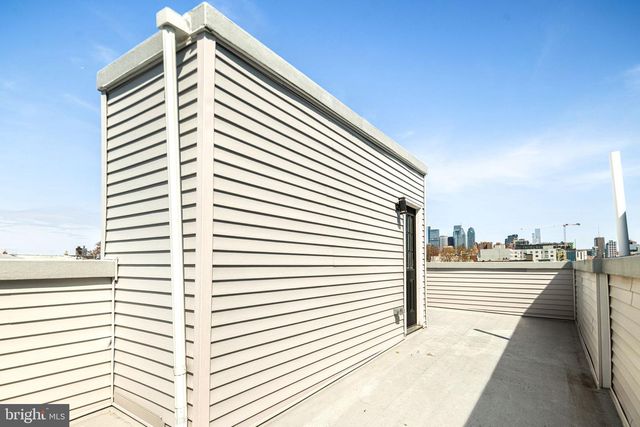 1329 DICKINSON ST, Philadelphia, PA 19147