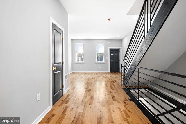 1329 DICKINSON ST, Philadelphia, PA 19147